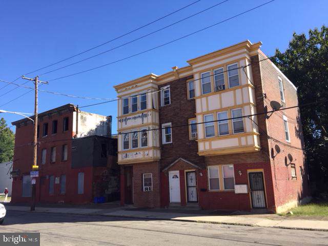 666 37TH Street - Photo 1