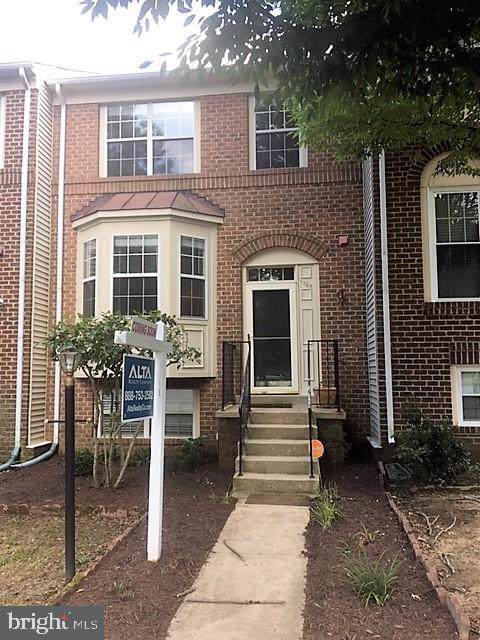 1723 Stourbridge Court - Photo 1