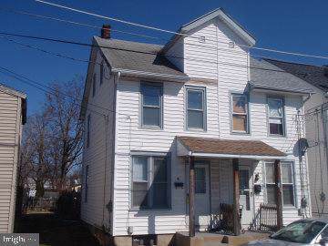 60 14TH Street - Photo 1