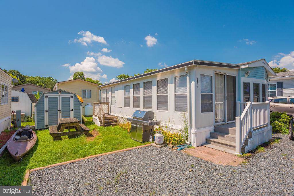 137 Salt Spray Drive - Photo 1