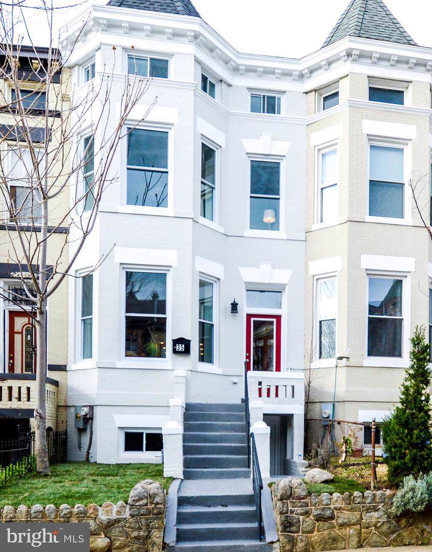 35 T Street - Photo 1