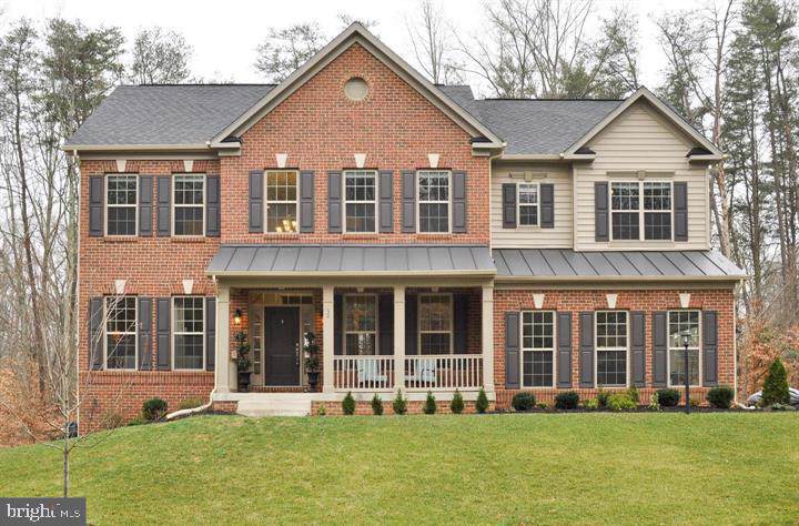 32 Jordan Lane - Photo 1