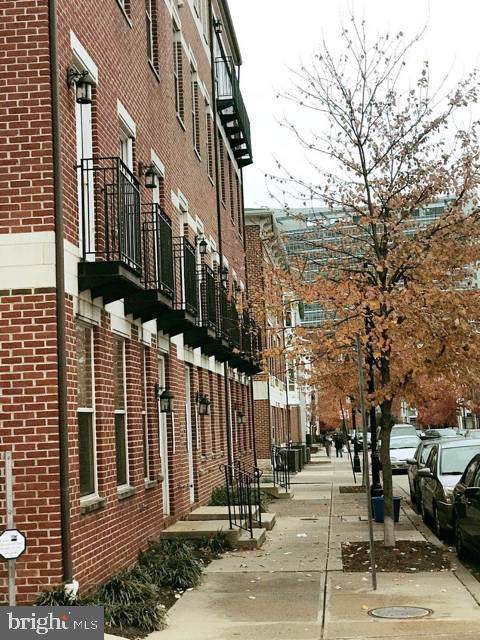 1009 Granby Street - Photo 1