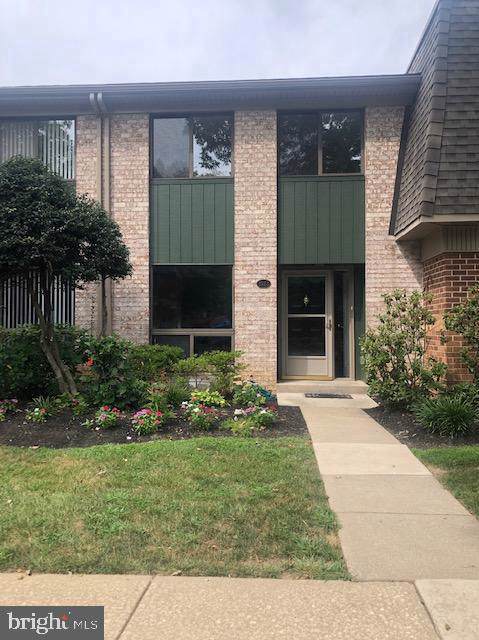1023 Putnam Boulevard - Photo 1