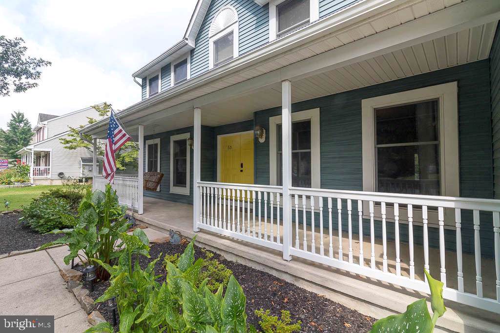 53 Kensington Drive - Photo 1