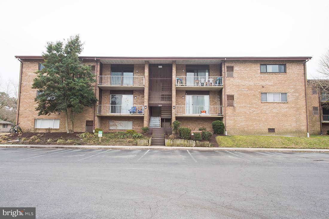 1022 Adams Avenue - Photo 1