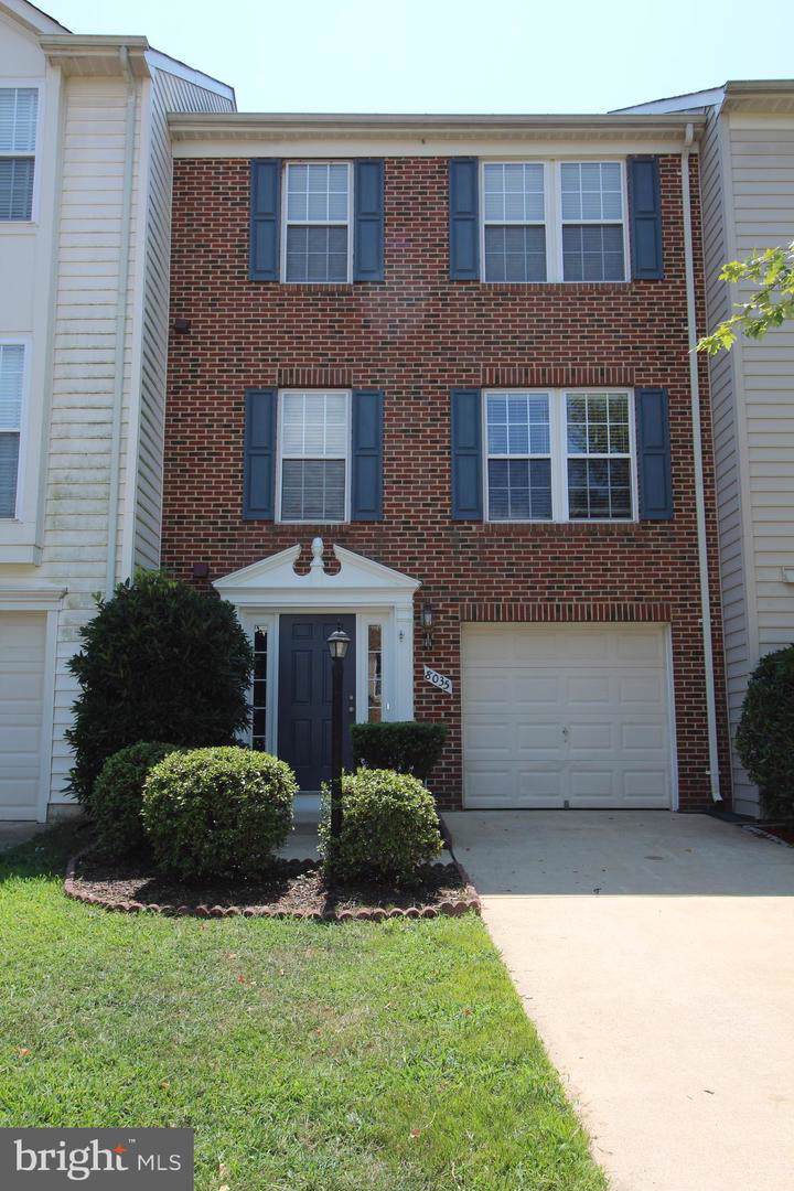8035 Horseshoe Cottage Circle - Photo 1