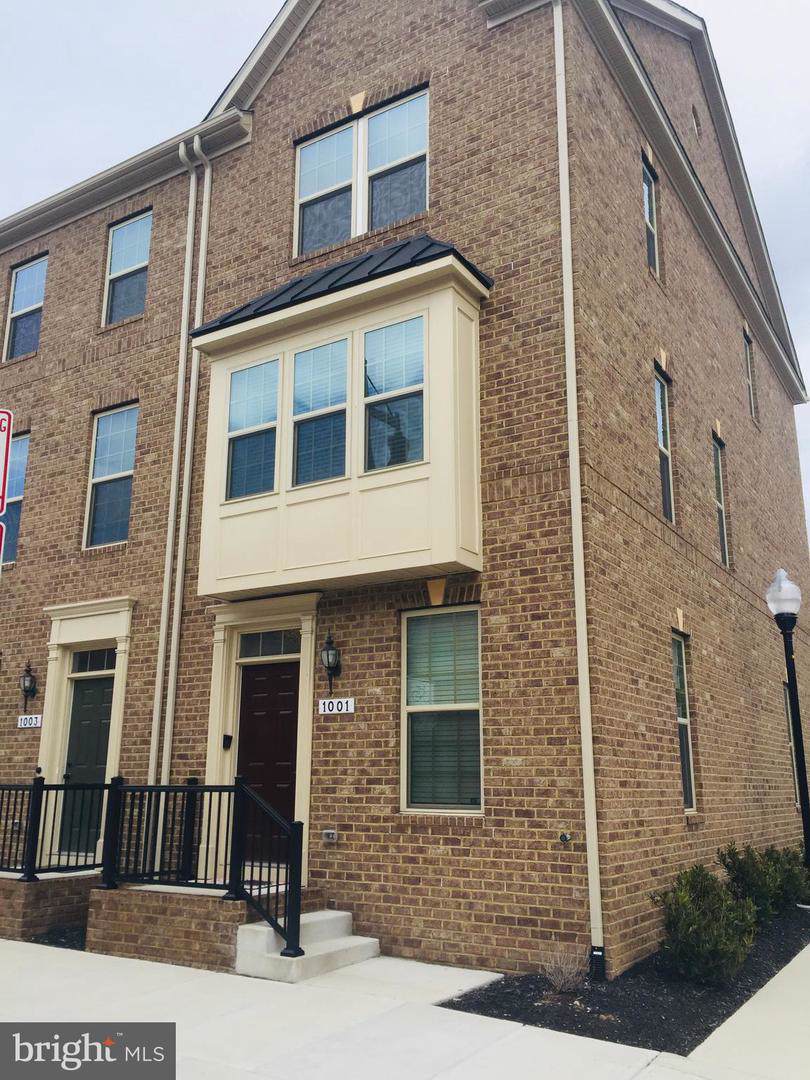 1001 Mcdonogh Street - Photo 1