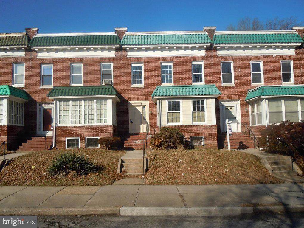 808 33RD Street - Photo 1