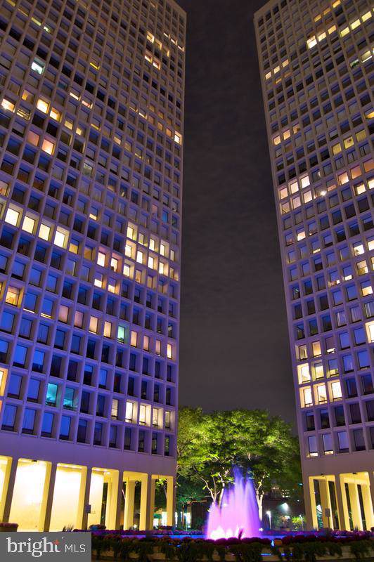 210 Locust Street - Photo 1