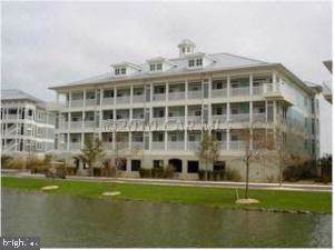 4 Fountain Drive - Photo 1