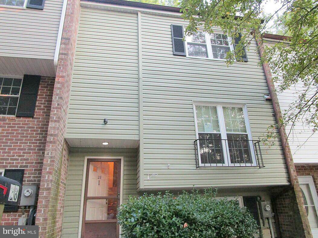 28 Maple Hollow Court - Photo 1
