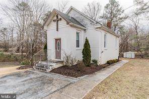 1395 Dares Beach Road - Photo 1