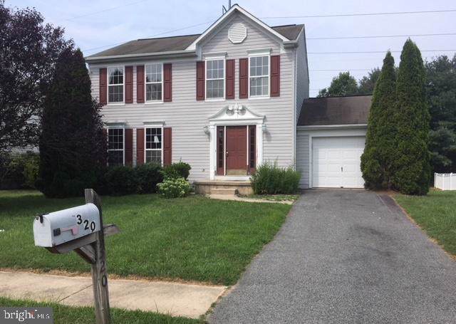 320 Evergreen Drive - Photo 1