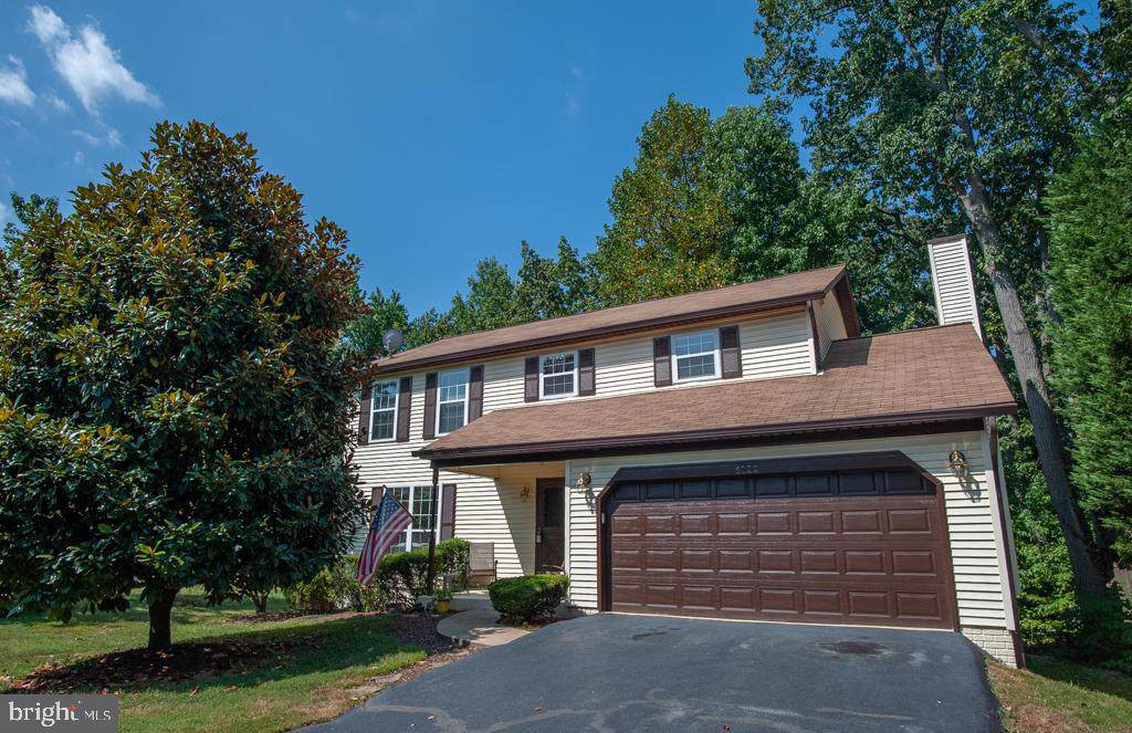 6122 Valley View Drive - Photo 1