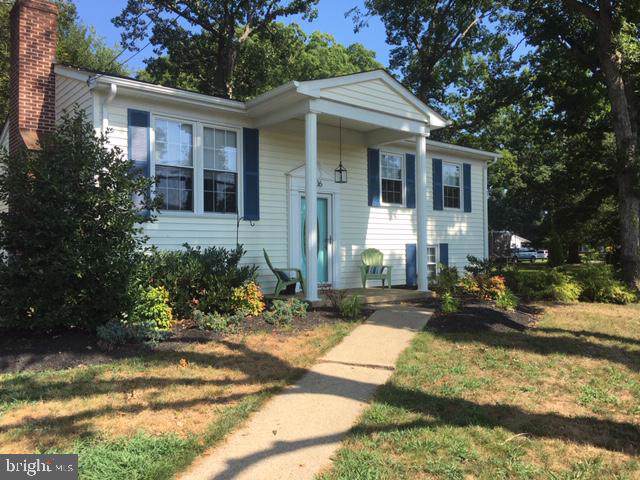 306 St Mary's Avenue - Photo 1