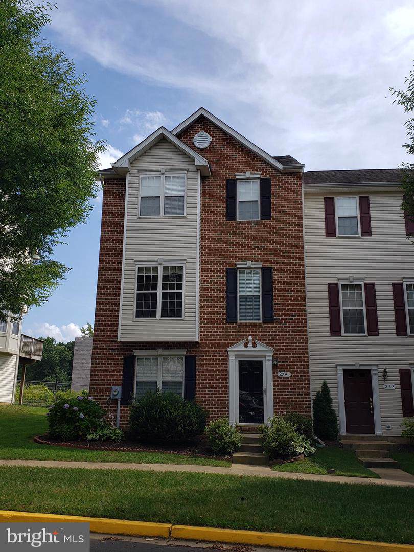 274 Cambridge Place - Photo 1