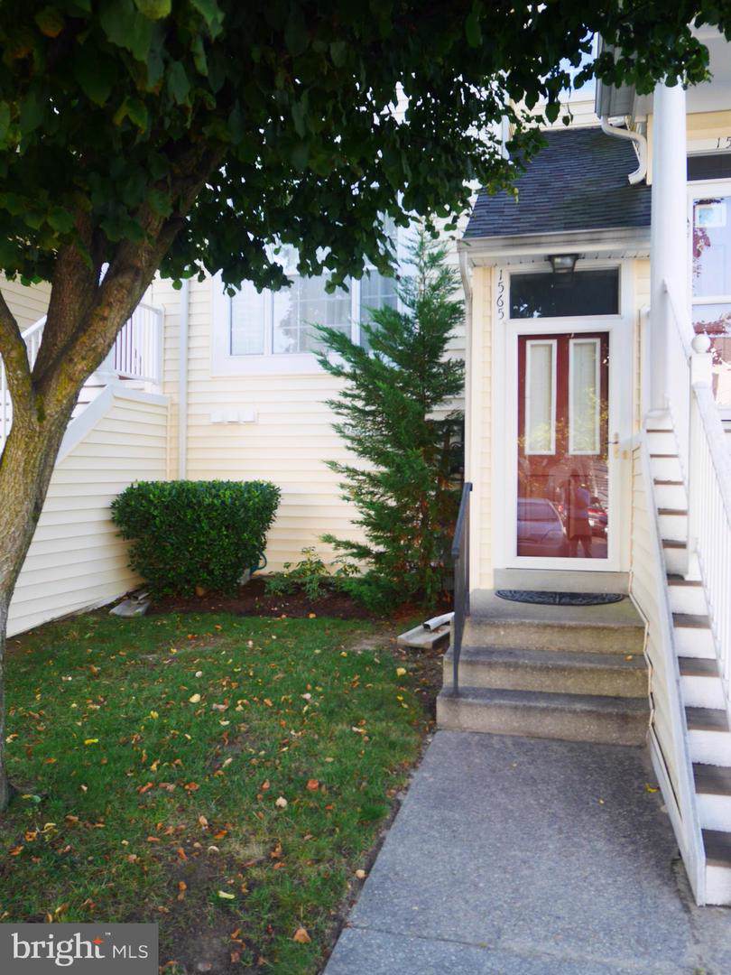 1565 Fallowfield Court - Photo 1