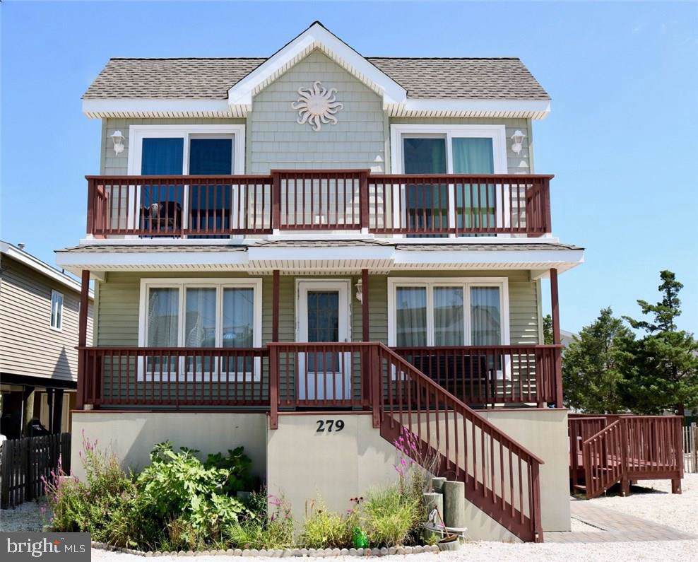 279 6TH Street - Photo 1