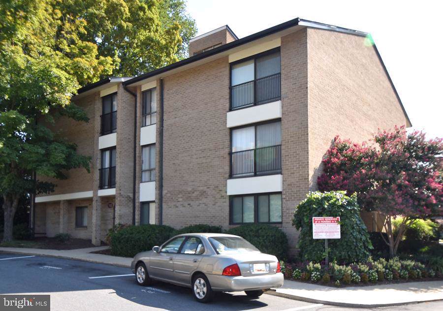 16 Monroe Street - Photo 1
