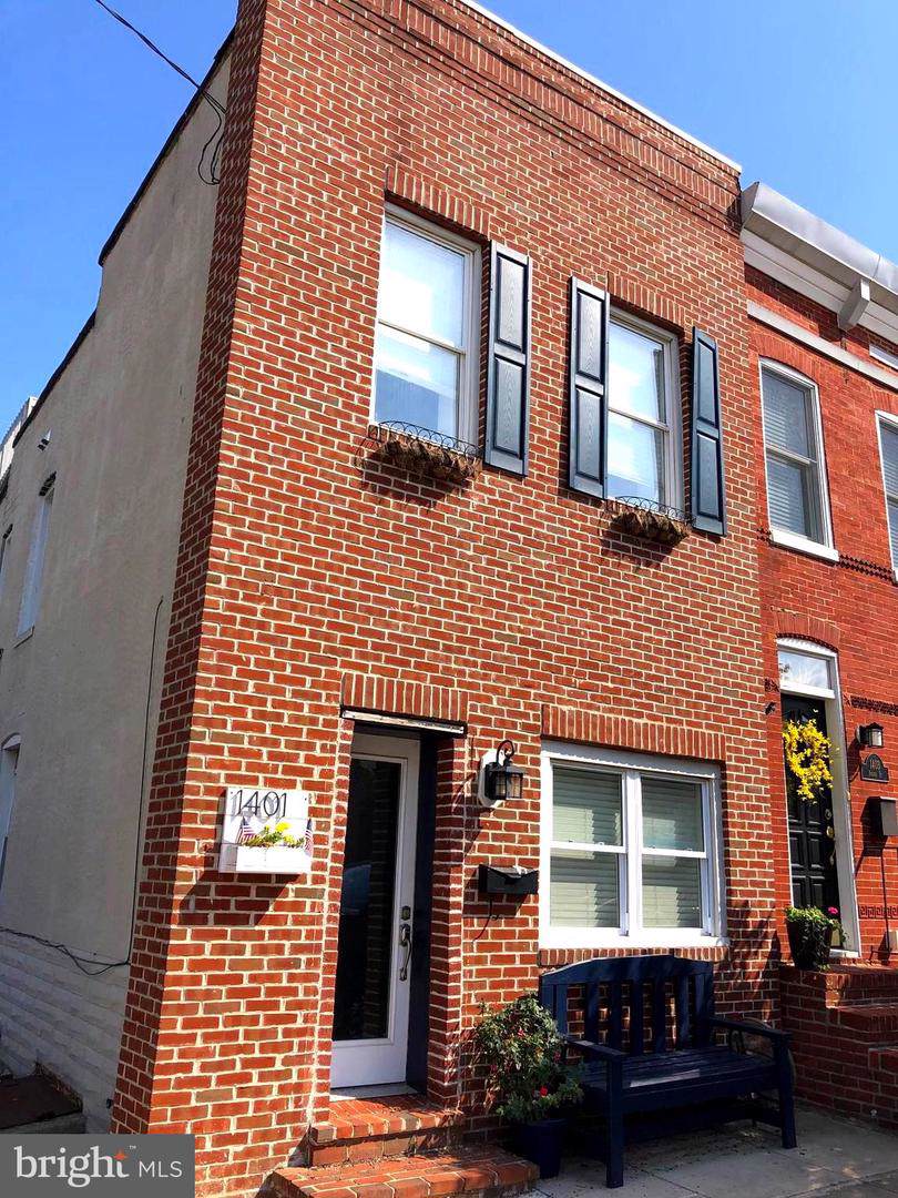 1401 Andre Street - Photo 1