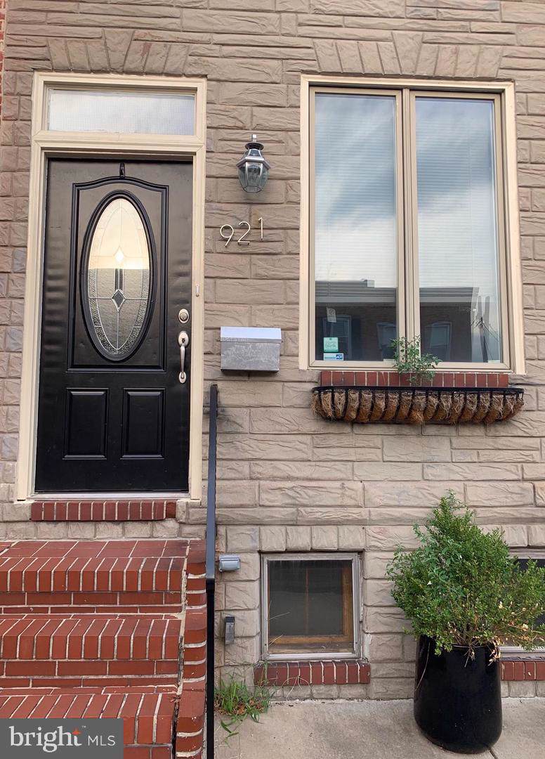921 Linwood Avenue - Photo 1