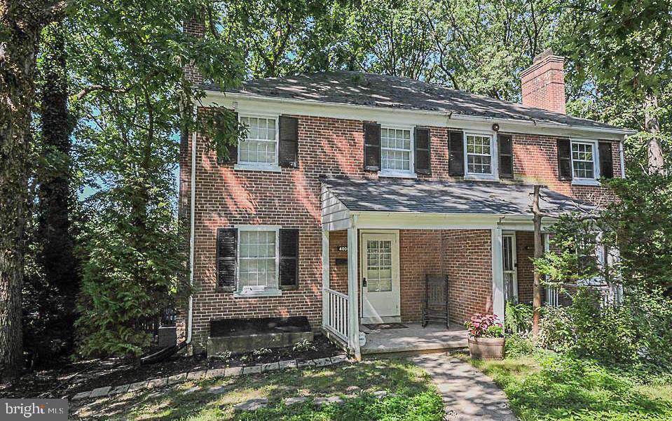 4006 Deepwood Road - Photo 1