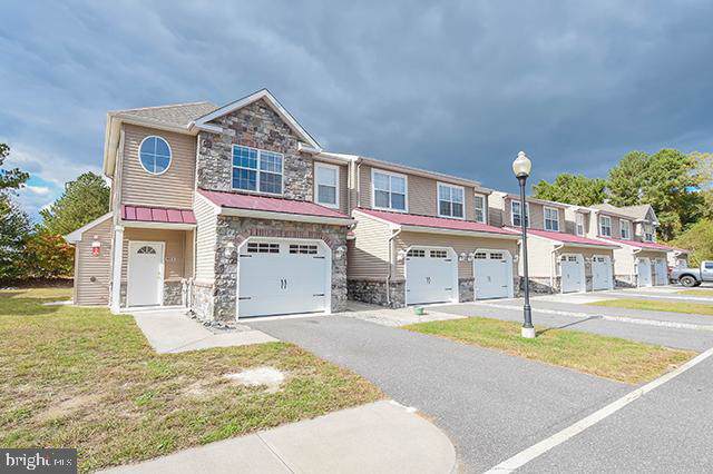 402 Parkview Court - Photo 1