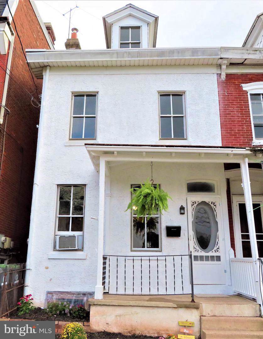 235 High Street - Photo 1