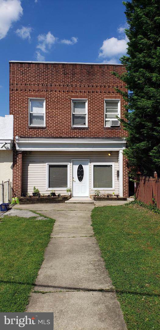 2604 Evergreen Avenue - Photo 1