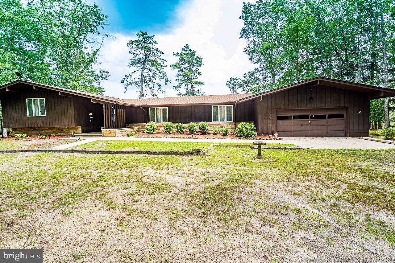 2350 New York Avenue - Photo 1