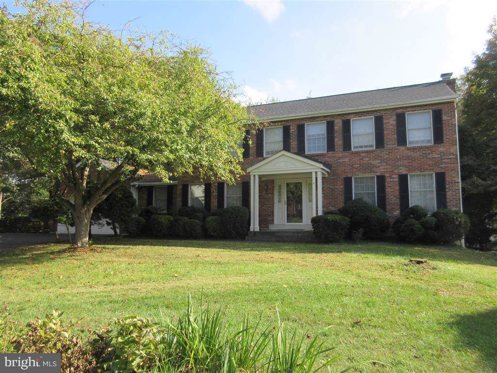 5 Rolling Green Court - Photo 1