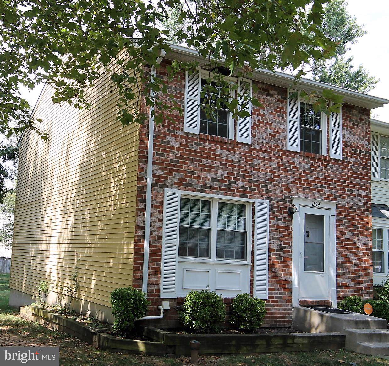 264 Chalet Circle - Photo 1