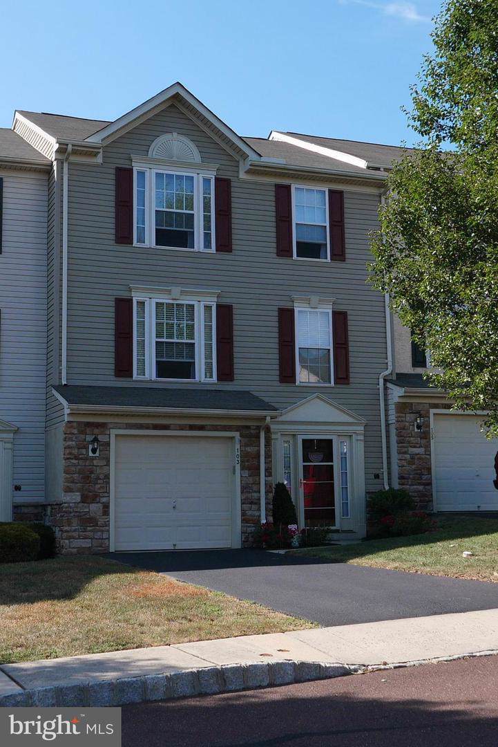 103 Brookview Lane - Photo 1