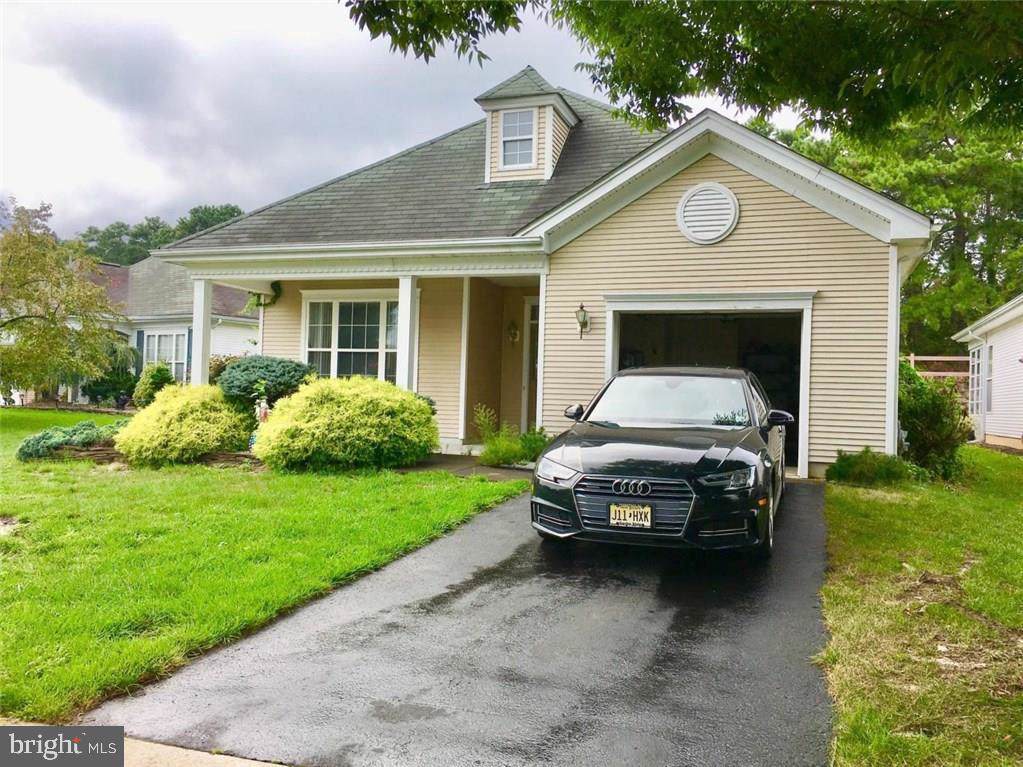 40 Goldensprings Drive - Photo 1