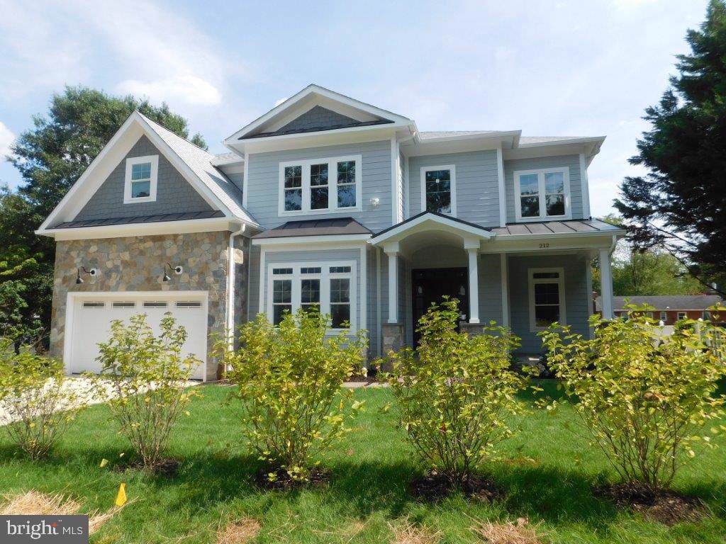 212 Locust - Photo 1