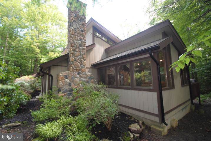 211 Daveys Way - Photo 1
