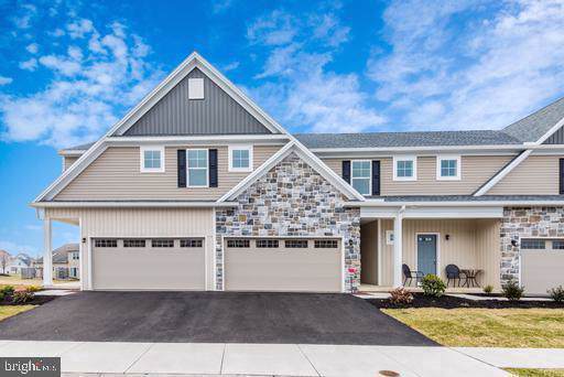 6117 Terry Davis Court - Photo 1