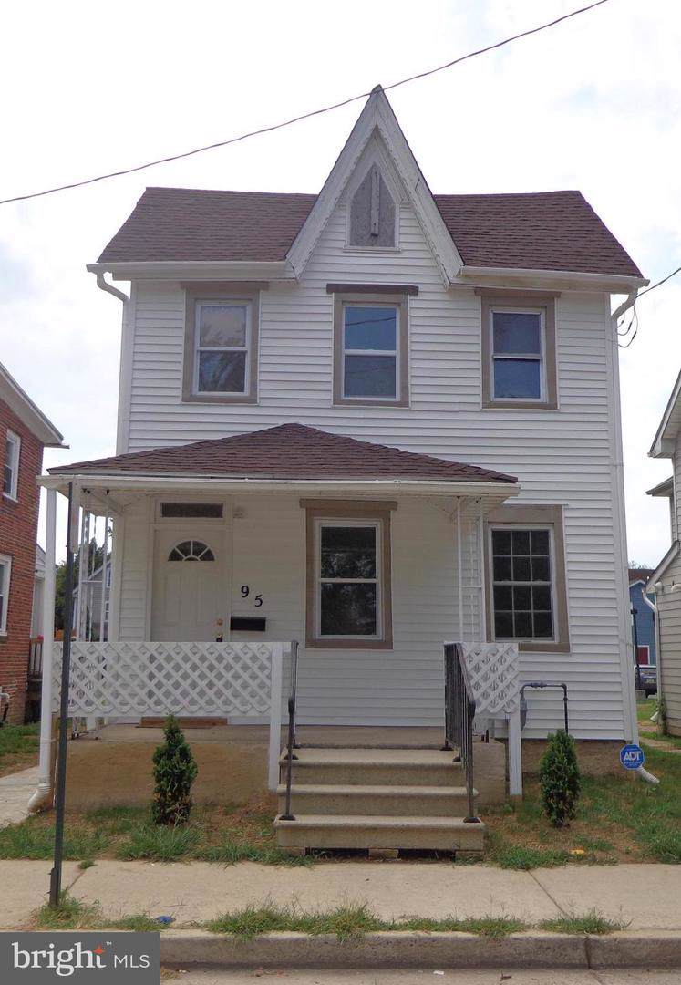 95 Hedge Street - Photo 1