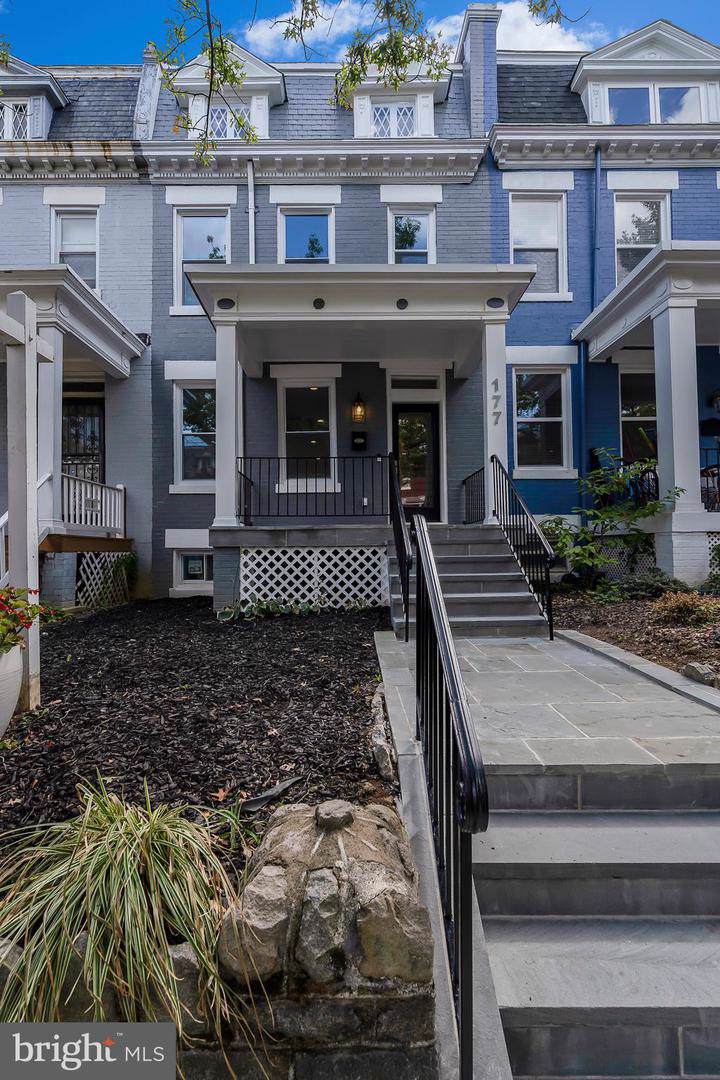 177 Uhland Terrace - Photo 1