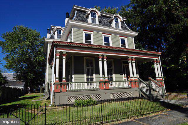 23 5TH Street - Photo 1