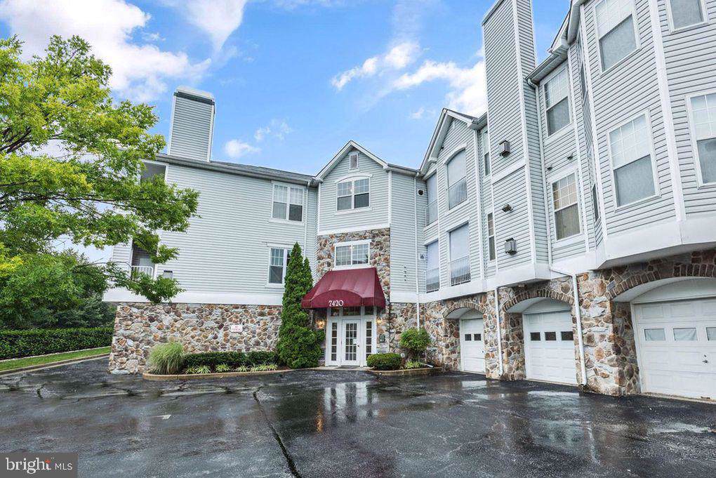 7420 Hindon Circle - Photo 1