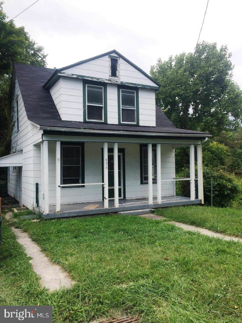 576 Martinsburg Road - Photo 1