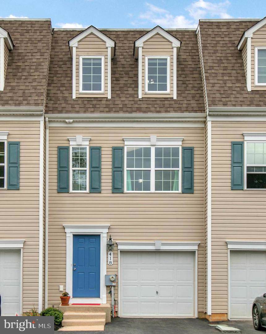 418 Revolution Court - Photo 1