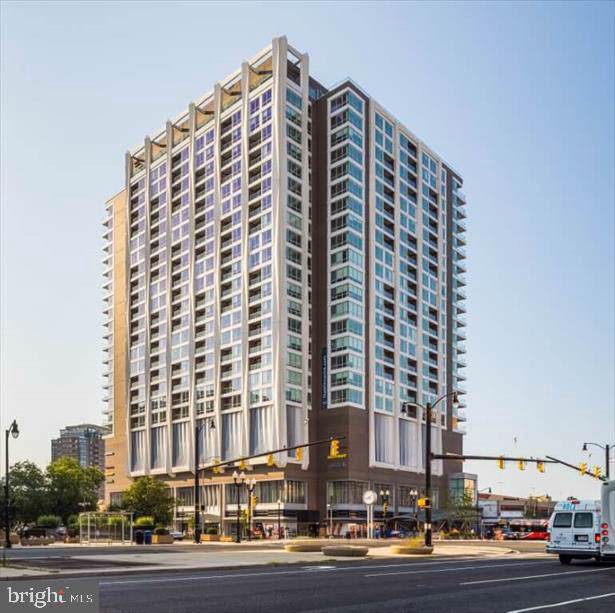 710 12TH Street - Photo 1