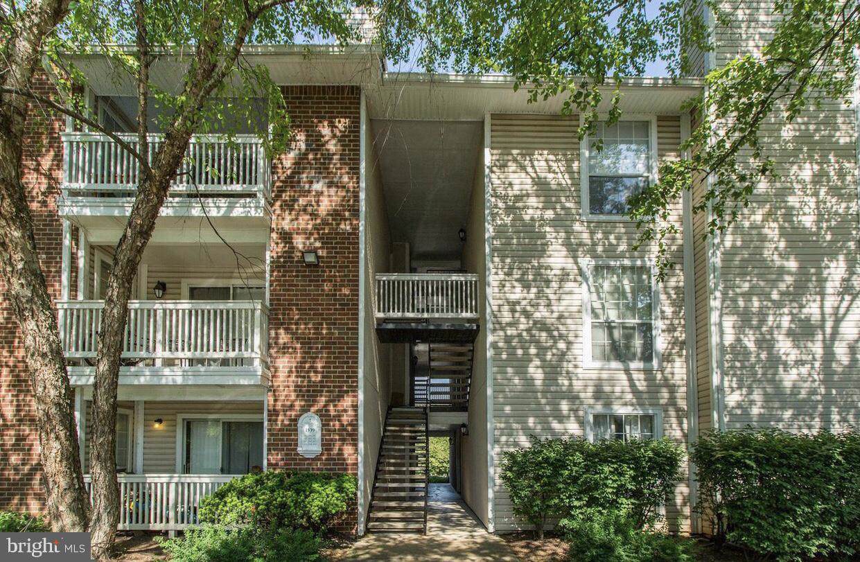 1539 Lincoln Way - Photo 1