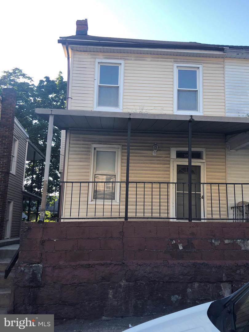 349 Lincoln Street - Photo 1