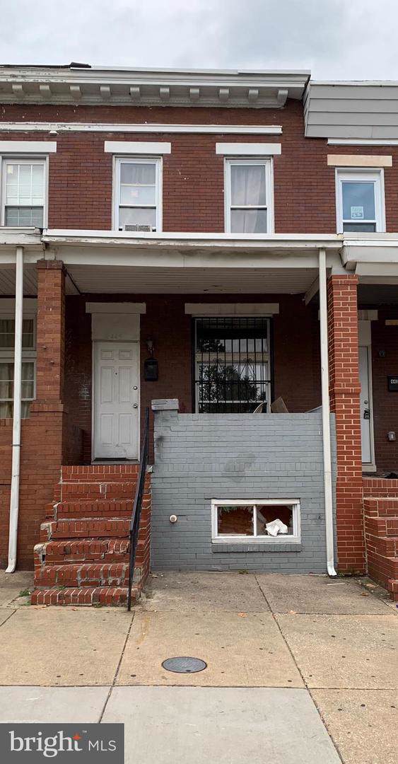 445 Ellwood Avenue - Photo 1