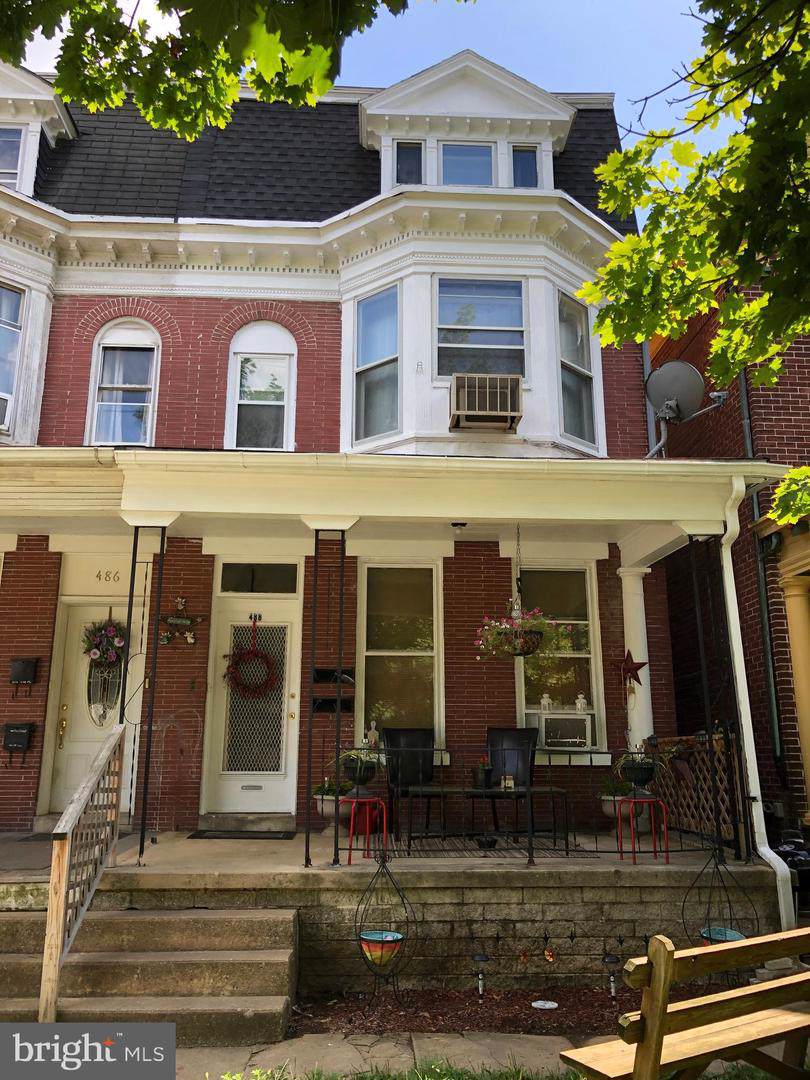 488 Linden Avenue - Photo 1