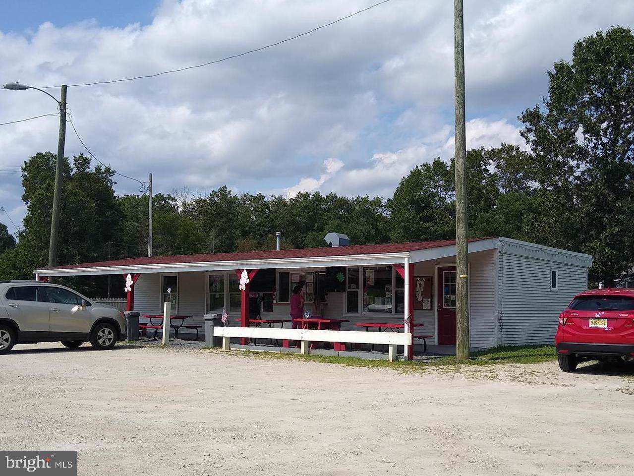 3400 Tuckahoe Road - Photo 1